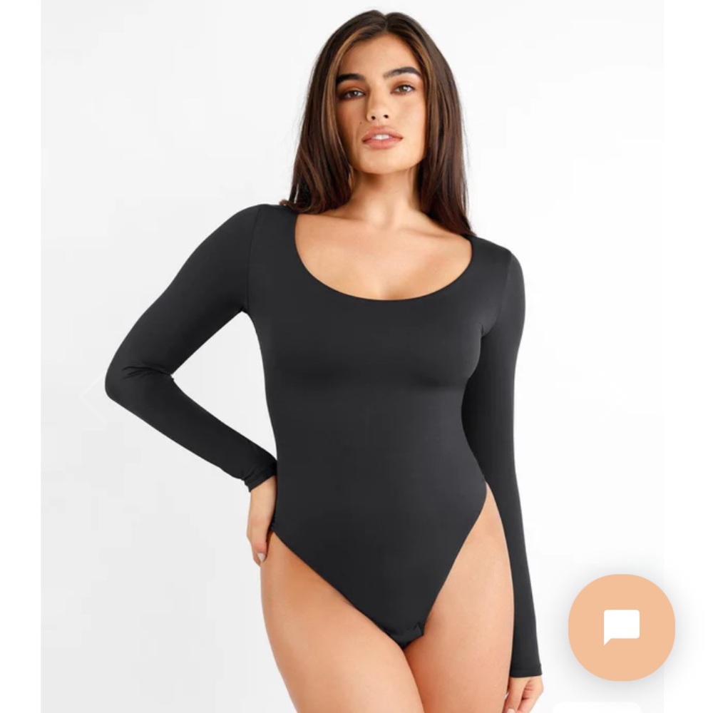Popilush Black Scoop Neck Body Suit NWT